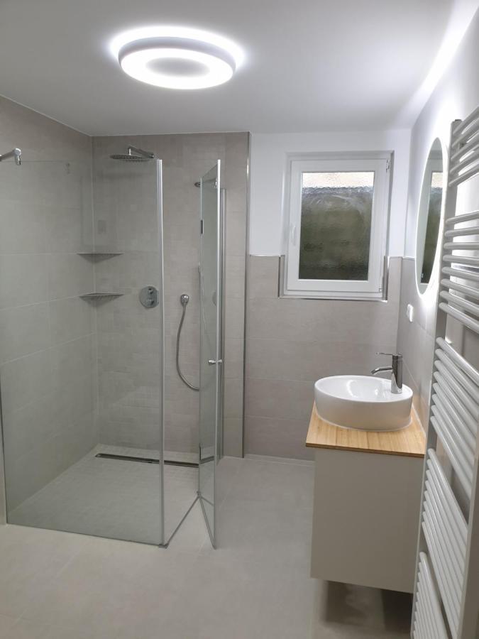 Schoene Wohnung Ueber Wissen Exterior foto